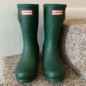 discounted hunter rain boots